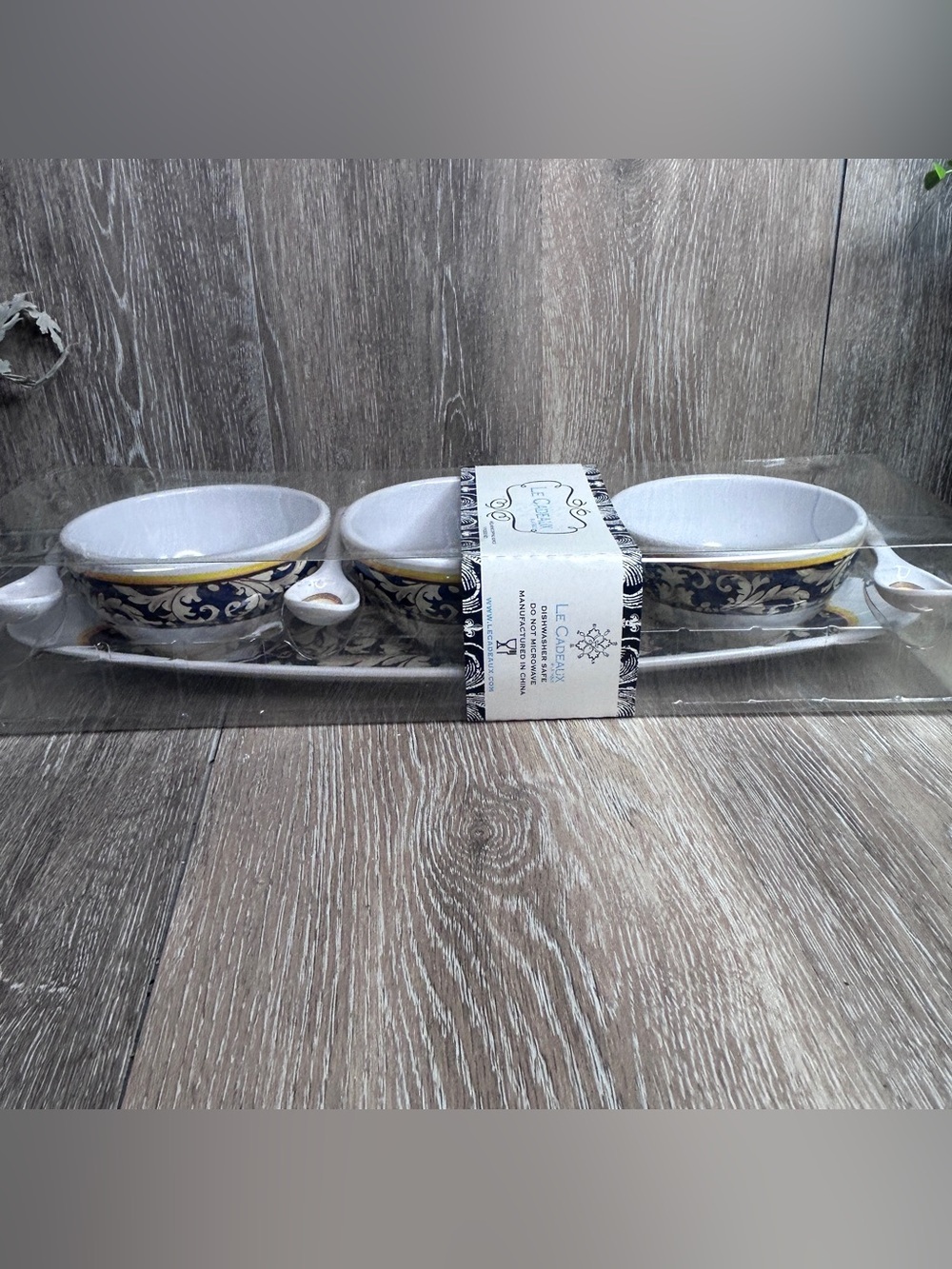 Le Cadeaux Melamine Dipping Bowls Set • 7‑Piece • Blue & White Pattern • New!